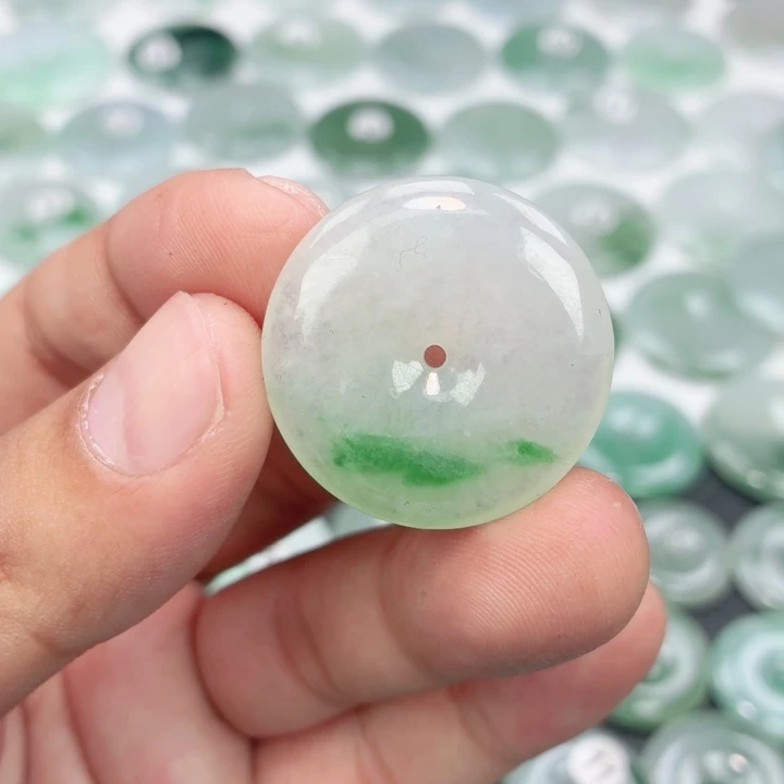 翡翠未镶嵌颈饰缅甸天然A货翡翠30-5.8