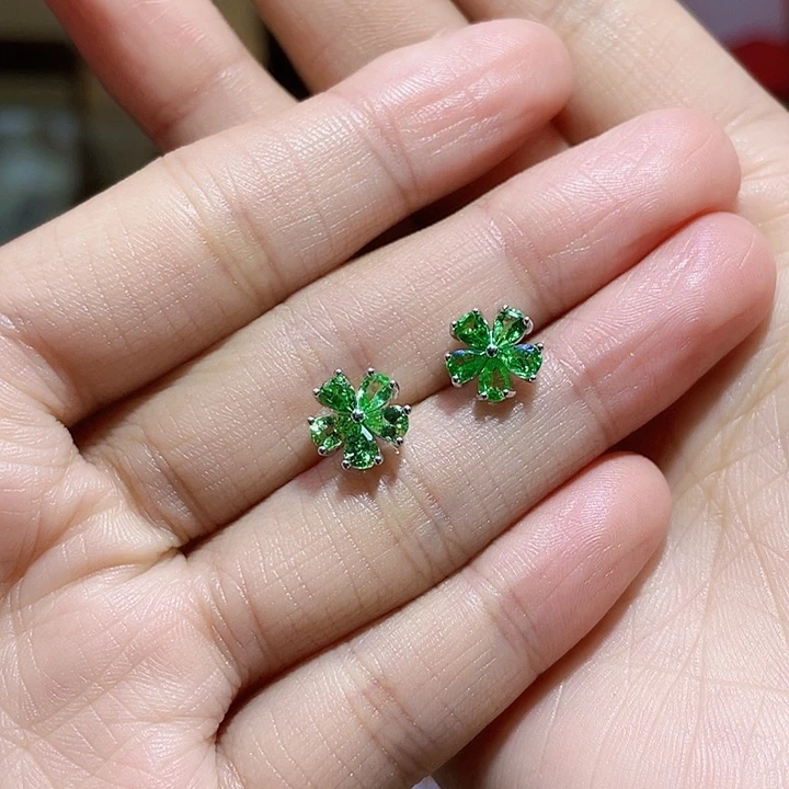 石榴石（沙弗莱）耳饰银S925镶嵌天然石榴石耳钉