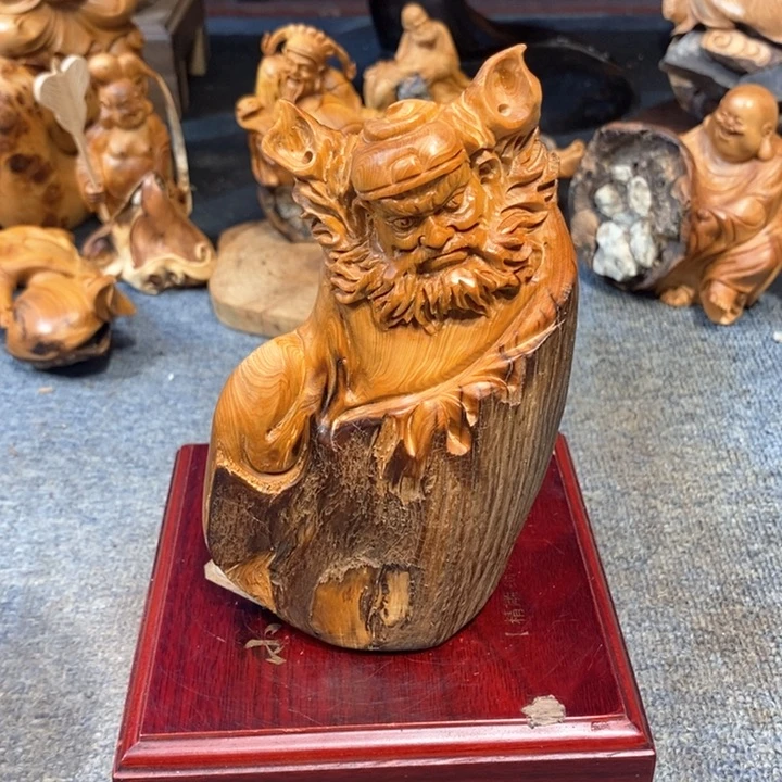 柏木（崖柏）北***丶崖柏根雕