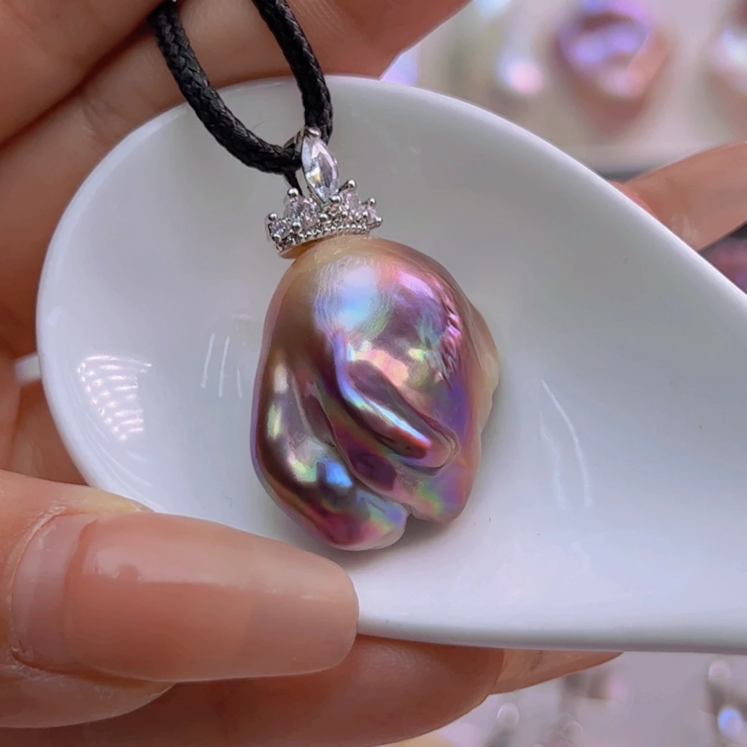 淡水珍珠吊坠(赠链)未镶嵌