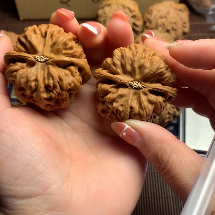 吊坠文玩核桃果**8粗筋