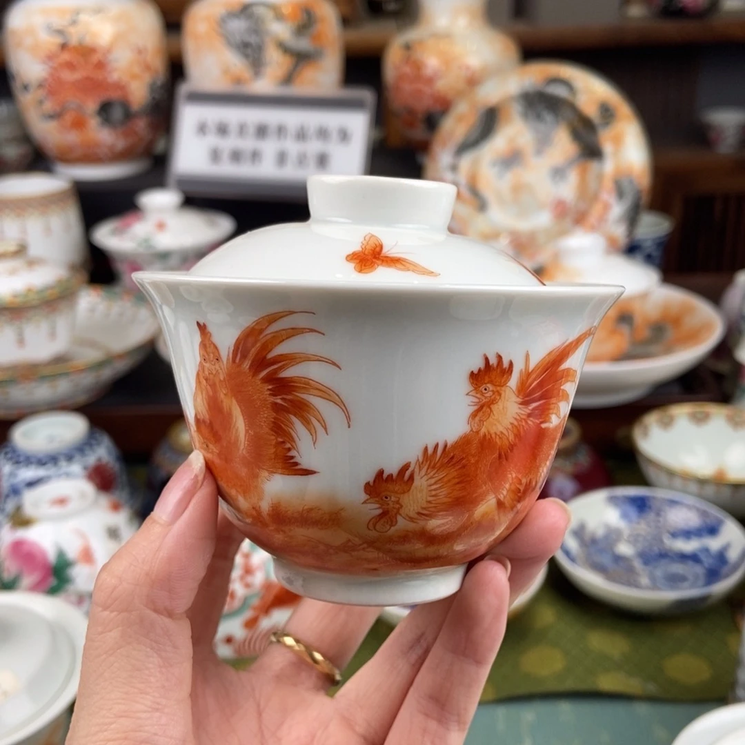 陶瓷的设计师是一个人