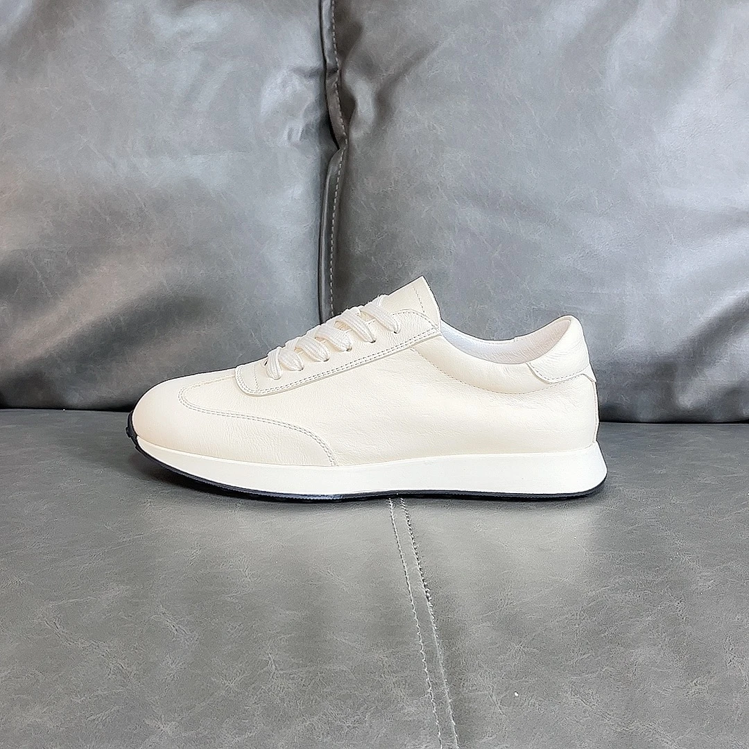 2025秋冬新款头层牛皮阿甘小白鞋软底软面时尚百搭个性潮鞋 88089