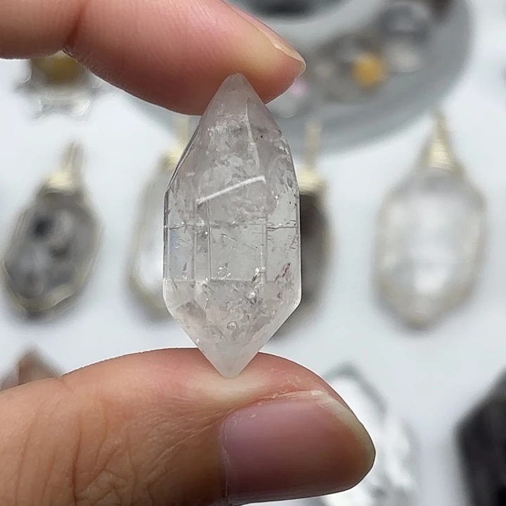 颈饰水晶未镶嵌闪灵钻32mm+