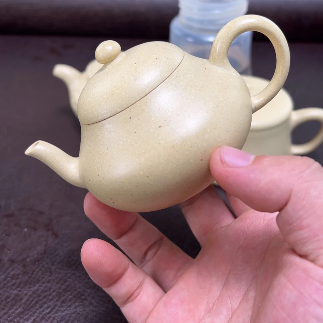 M***李茶壶紫砂汽修厂和微瑕