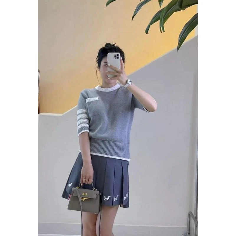 95新 THOMBROWNE   yy711 棉 经典条纹针织短袖 40码