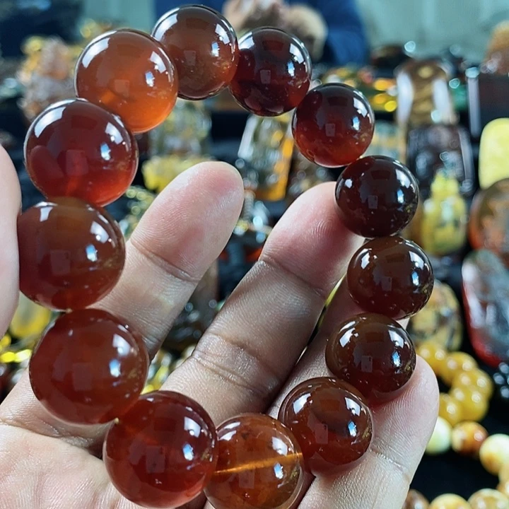 琥珀颈饰未镶嵌一