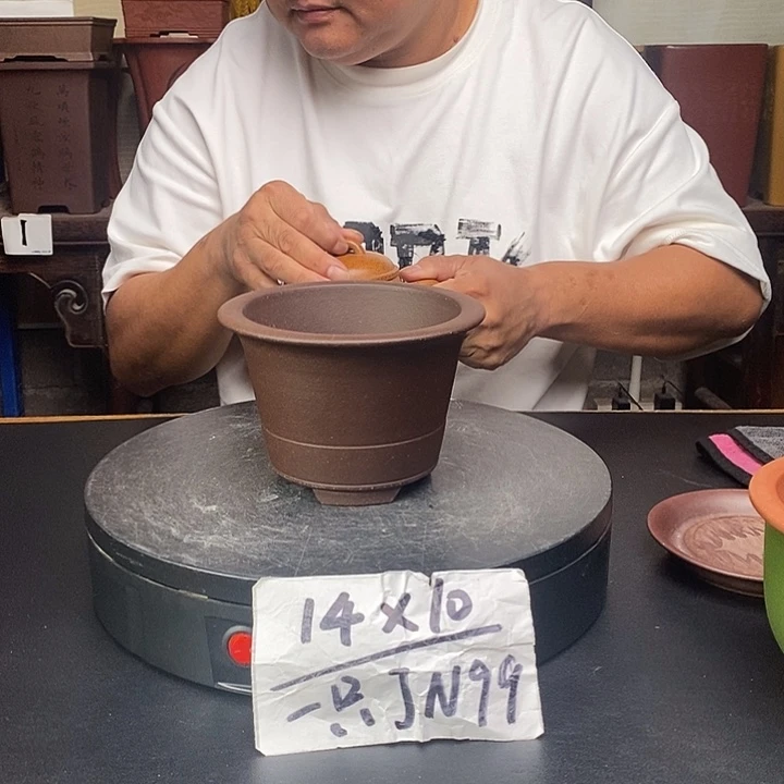 紫砂花盆货号一只JN99