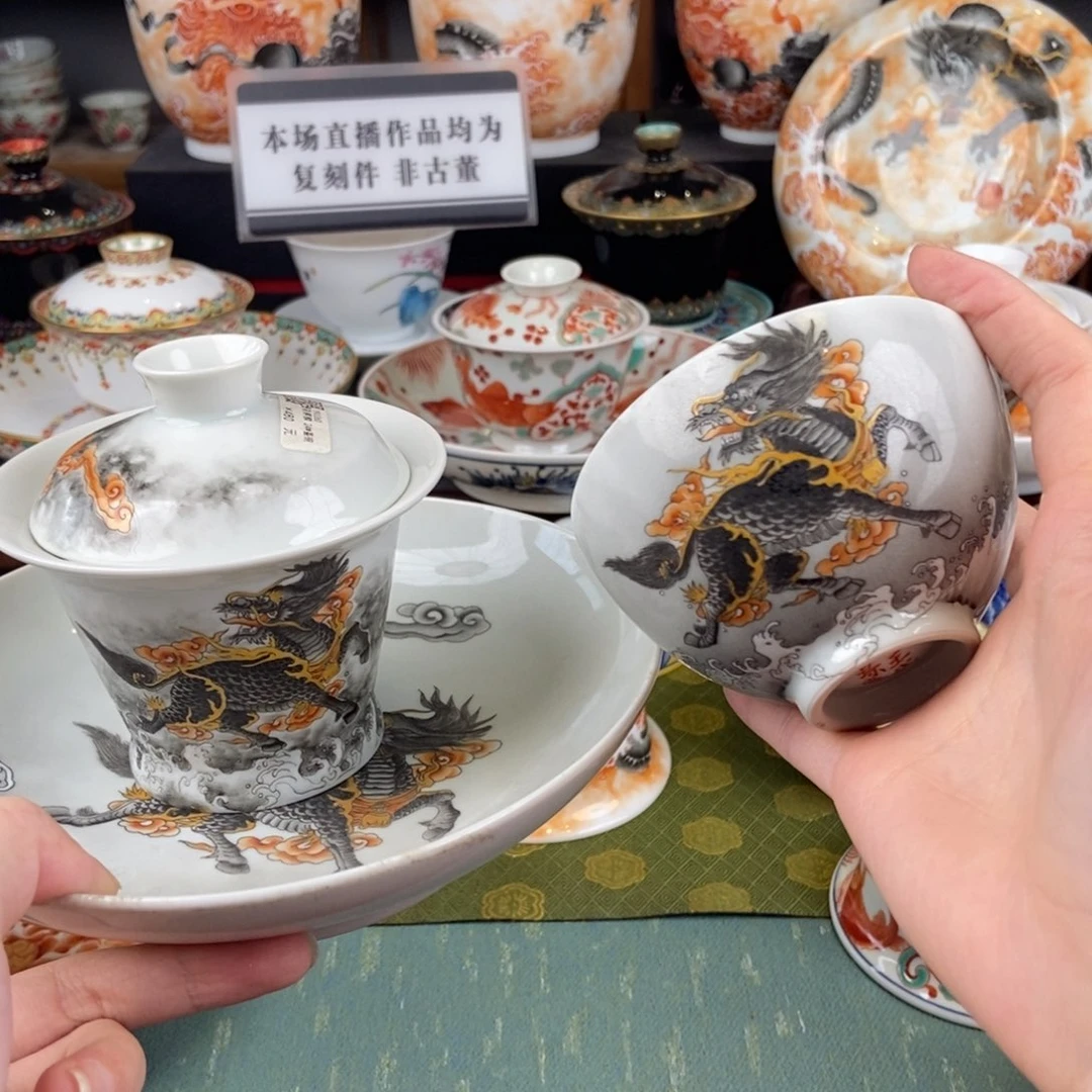 陶瓷的设计师是一个人的