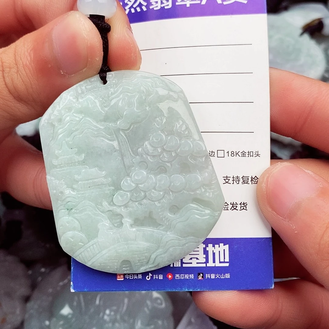 翡翠颈饰未镶嵌翡翠