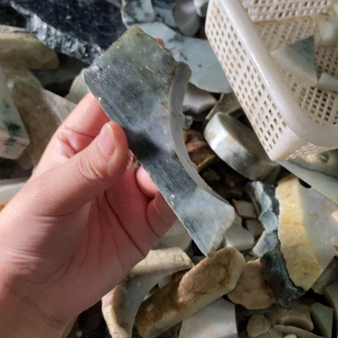 翡翠挂件未镶嵌天然翡翠