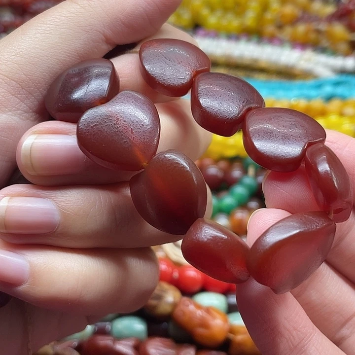 玛瑙/玉髓未镶嵌玛瑙项链。手链珠子