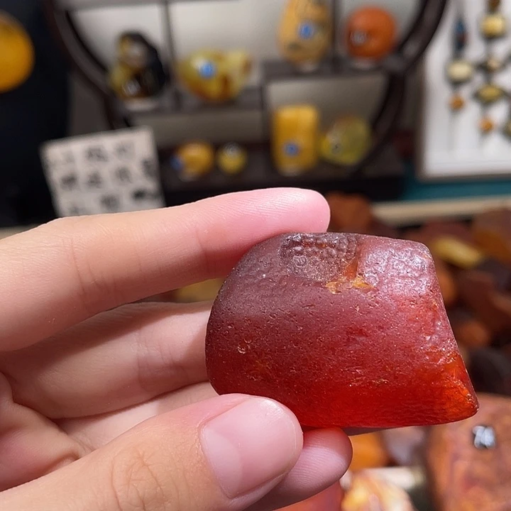 琥珀未镶嵌珠宝奇石吊坠