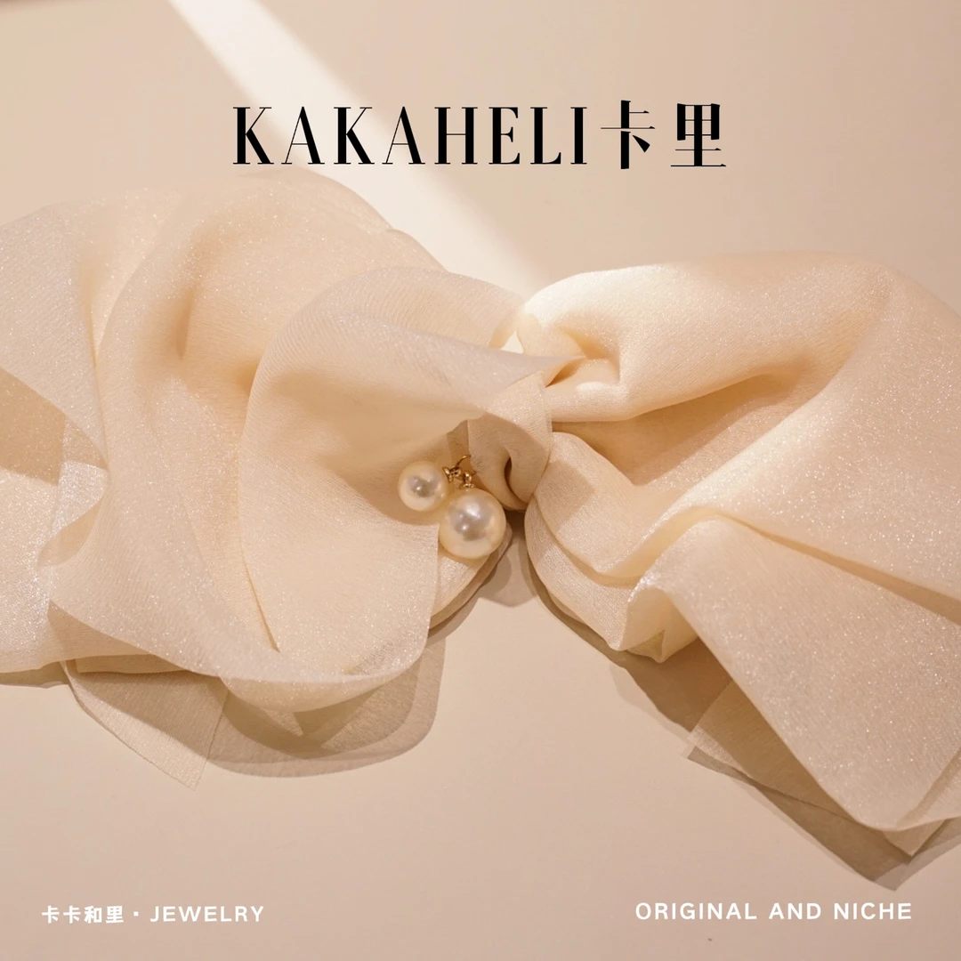 茉莉奶白纯妹发夹 A1057