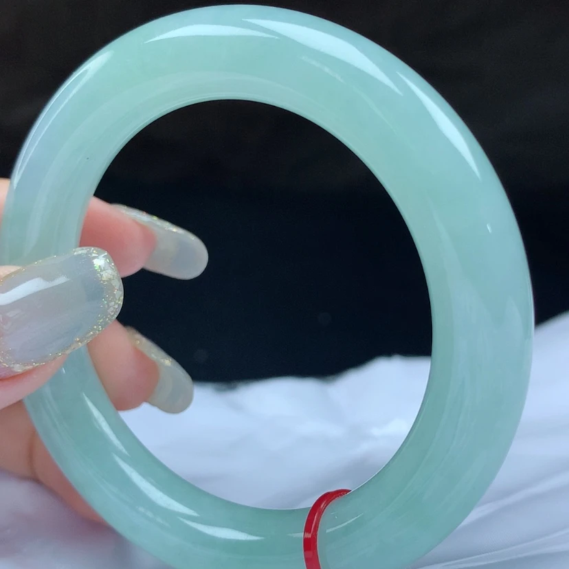 【闪购商品】未镶嵌手镯翡翠6614；