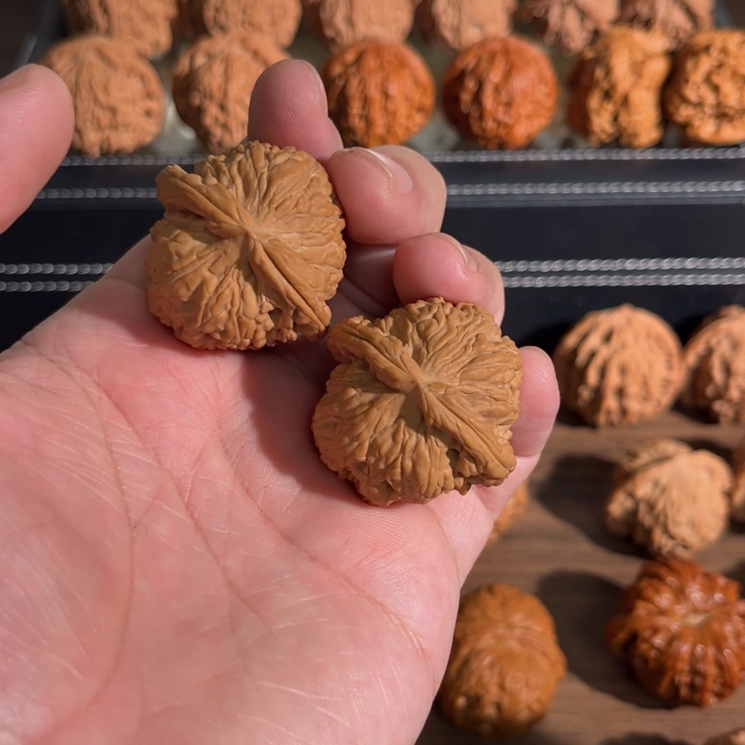 把件核桃*️38全品球白