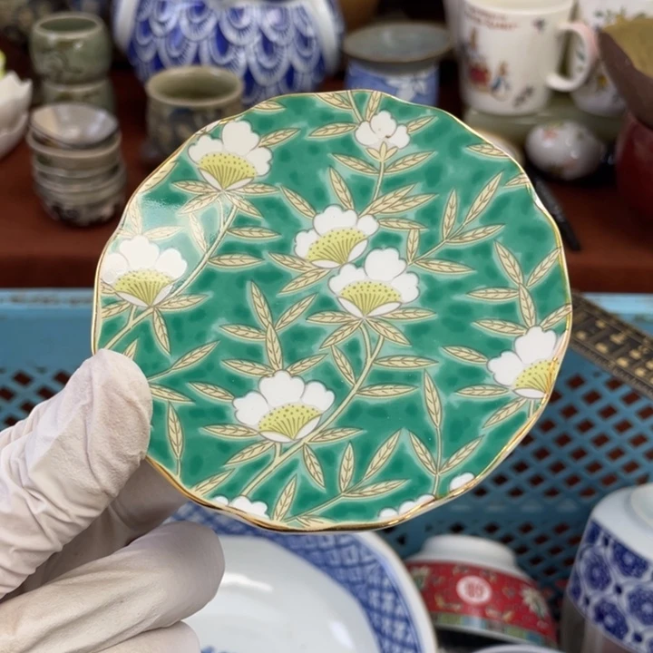 他家瓷器真美…开播了