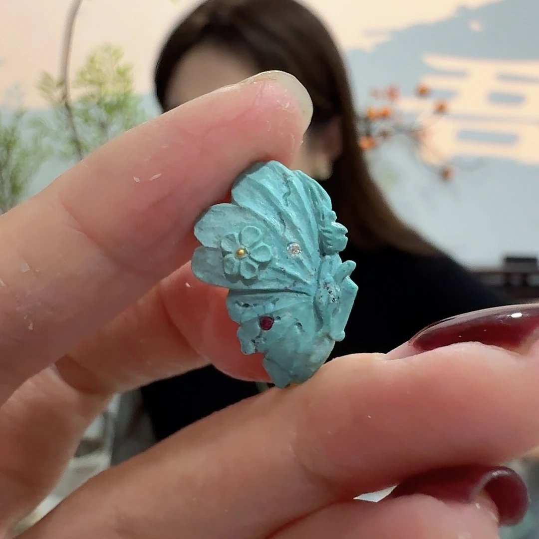 绿松石未镶嵌珠宝奇石