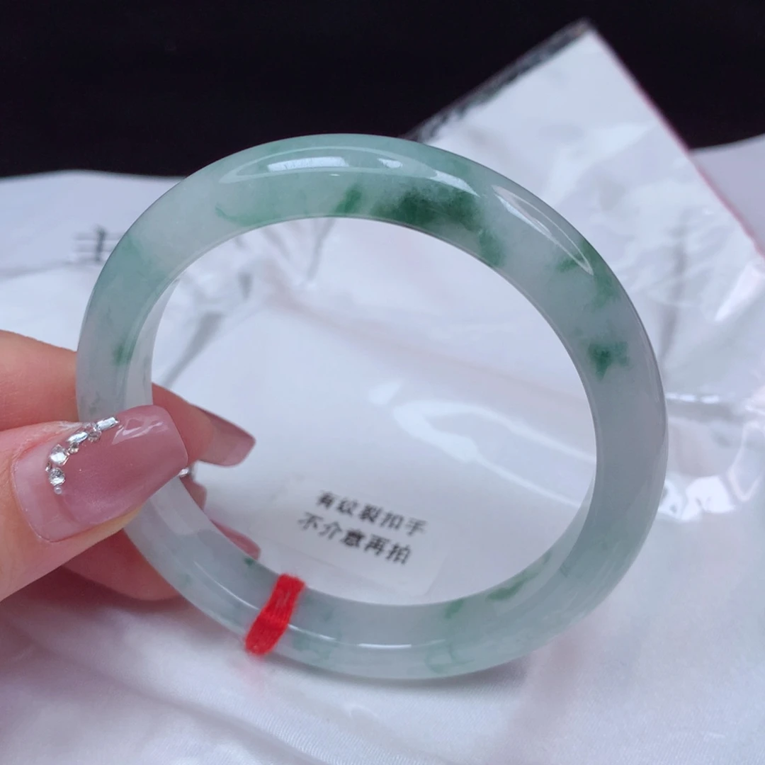 翡翠手镯未镶嵌手镯56