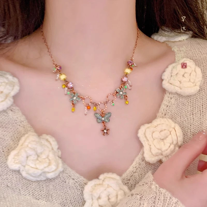 铜合金吊坠 蝶恋花~多巴胺彩色蝴蝶花朵项链女款高级感复古锁骨链