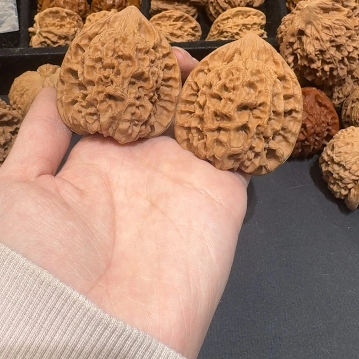 你***啊文玩核桃把件官帽48有呲尖普对