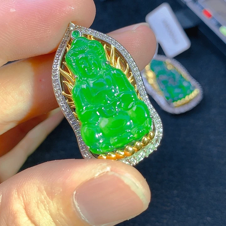 翡翠未镶嵌颈饰翡翠