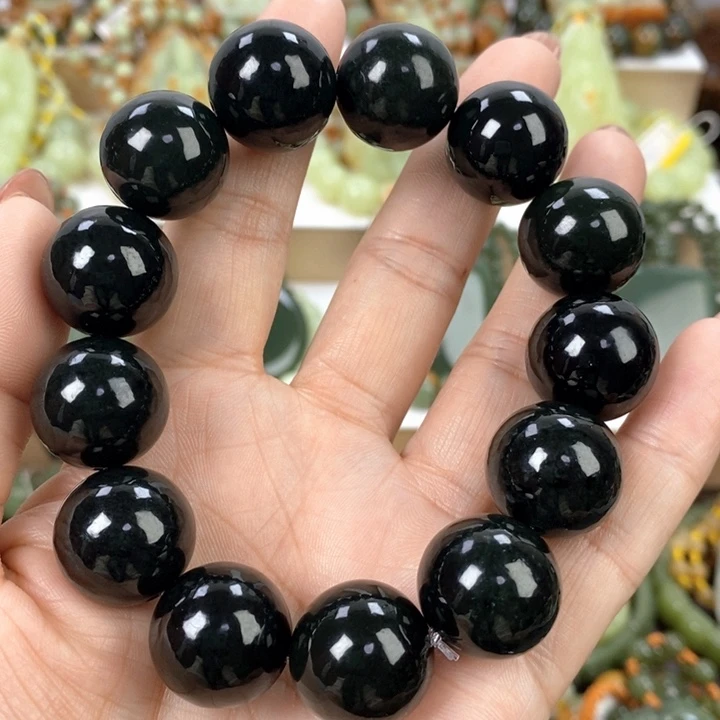 【闪购商品】透闪石质玉手串未镶嵌