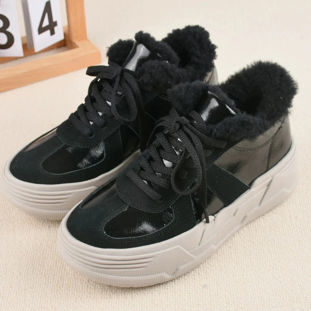 冬季保暖牛皮/皮毛一体女鞋增高防滑2025新款时尚休闲百搭鞋子