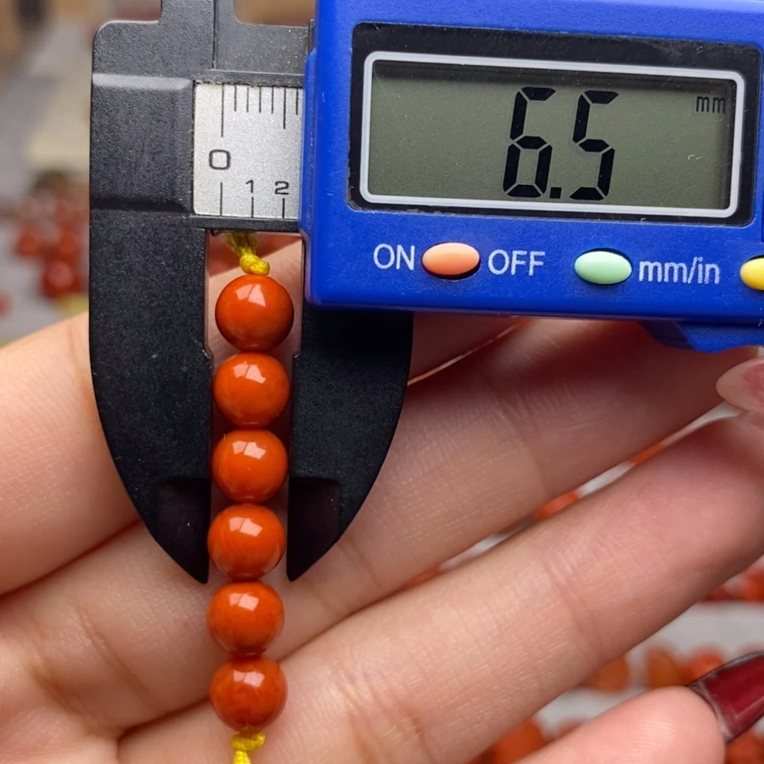 南红玛瑙配饰未镶嵌微瑕