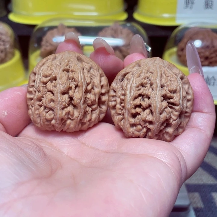 文玩核桃把件非*流大粗筋39