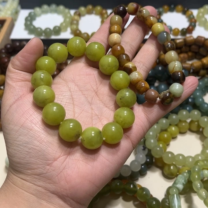 蛇纹石玉未镶嵌手链卡10