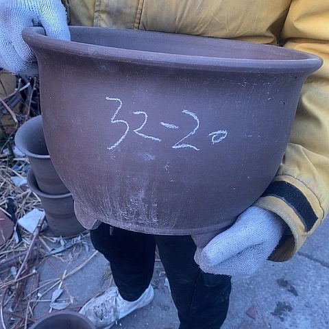 紫砂中国宜兴紫砂花盆，