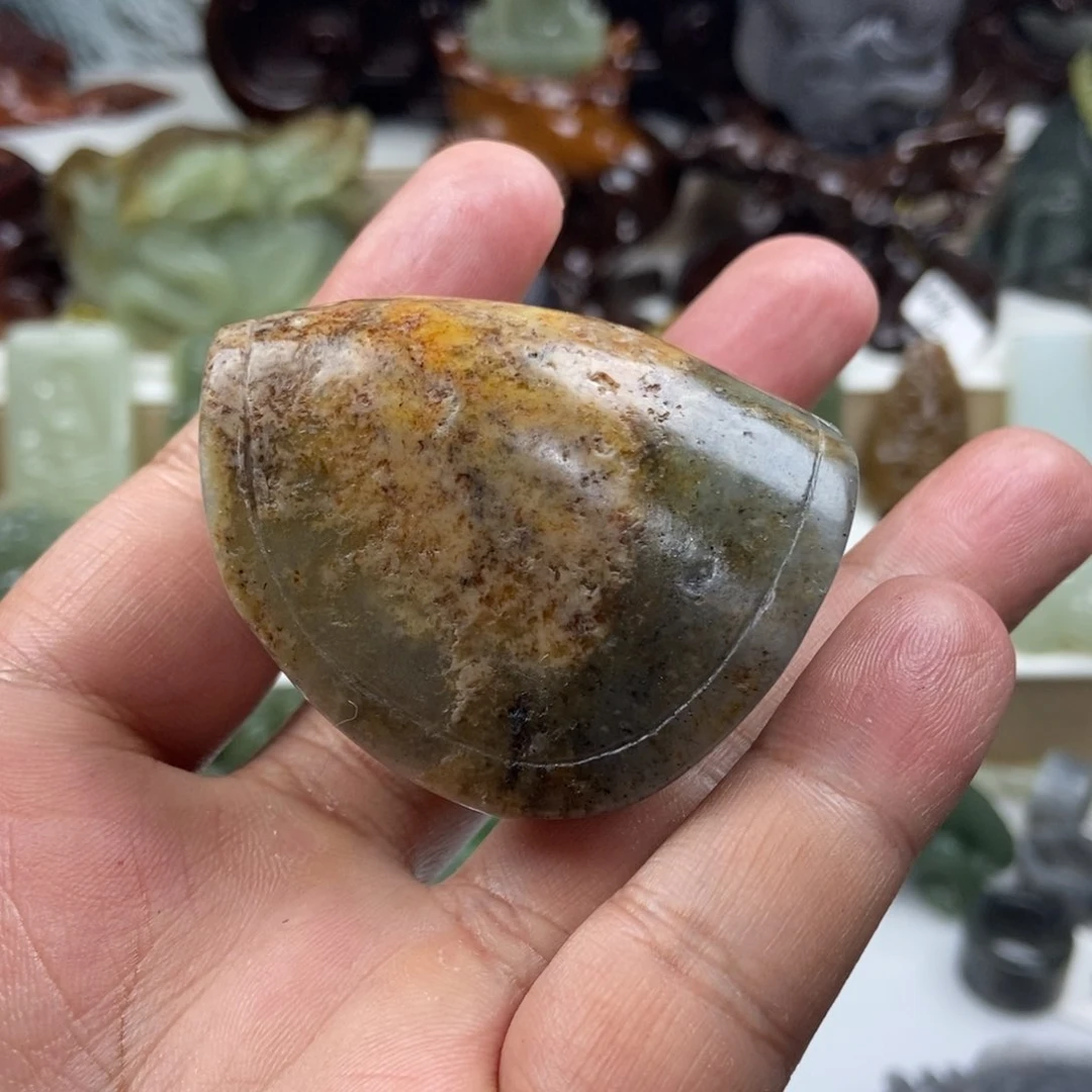 【闪购商品】颈饰未镶嵌和田玉