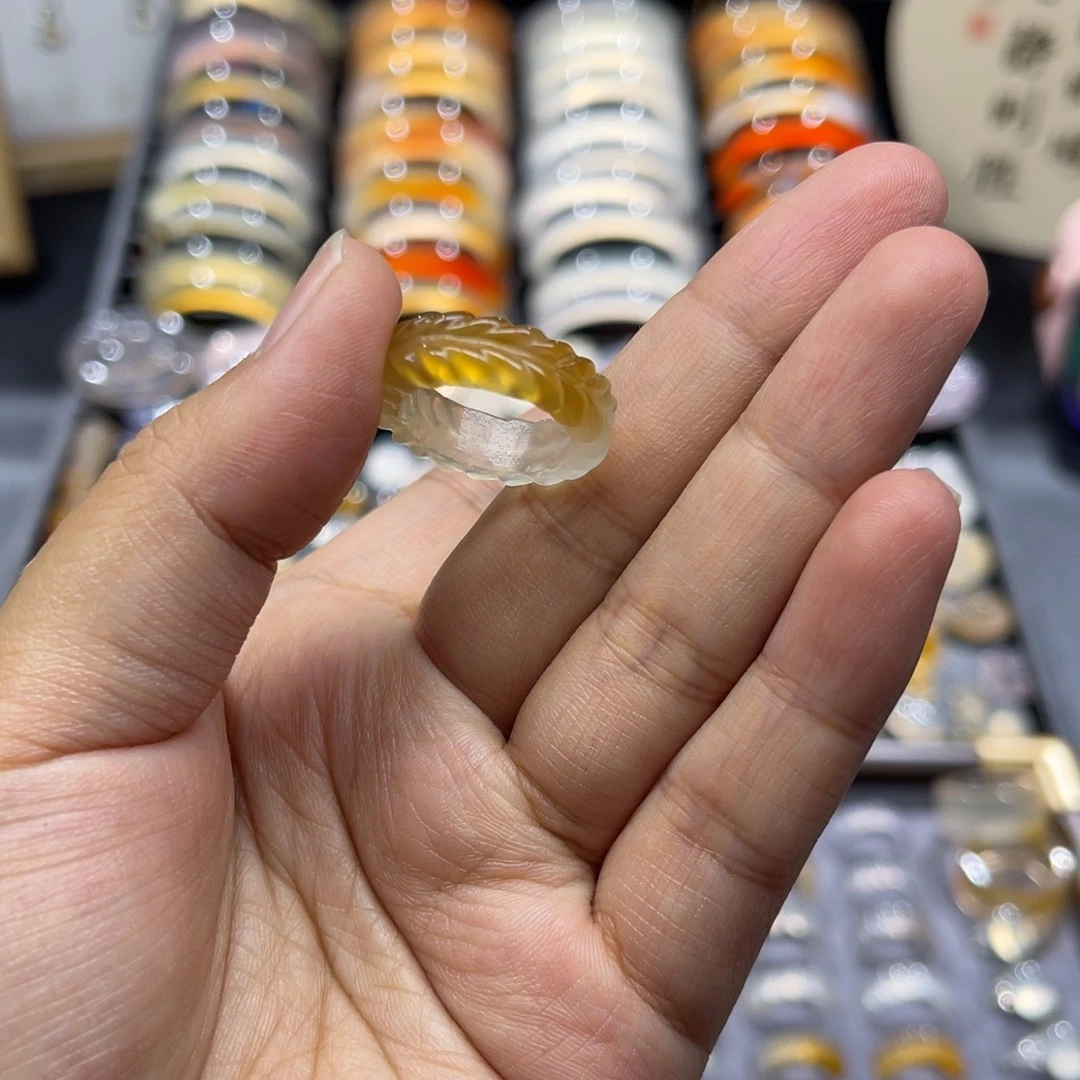 未镶嵌颈饰玛瑙/玉髓