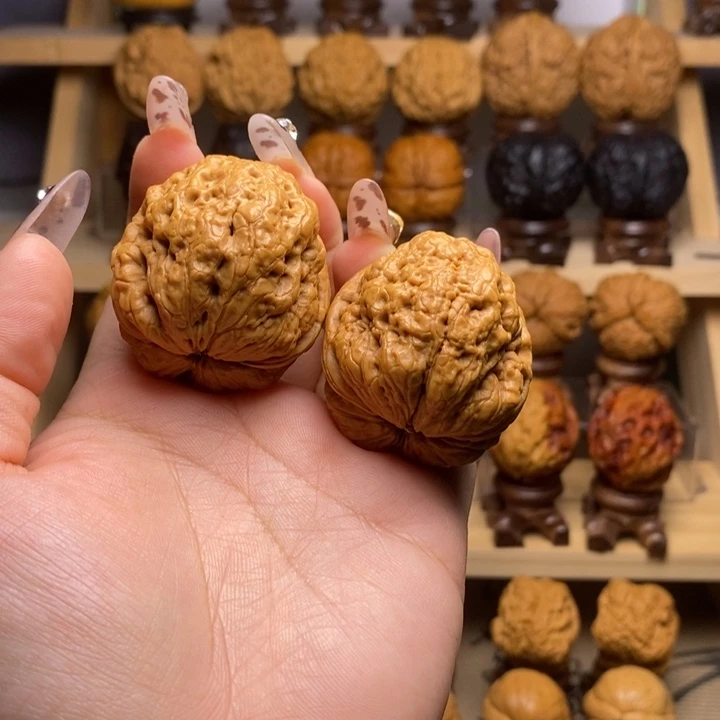 文玩核桃吊坠43帝王蟾Y20