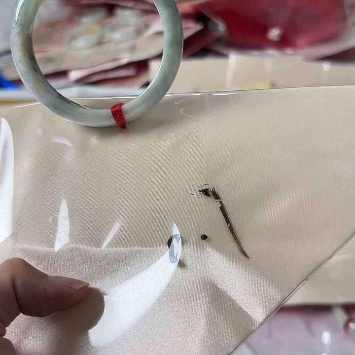 翡翠未镶嵌手镯缅甸翡翠手镯