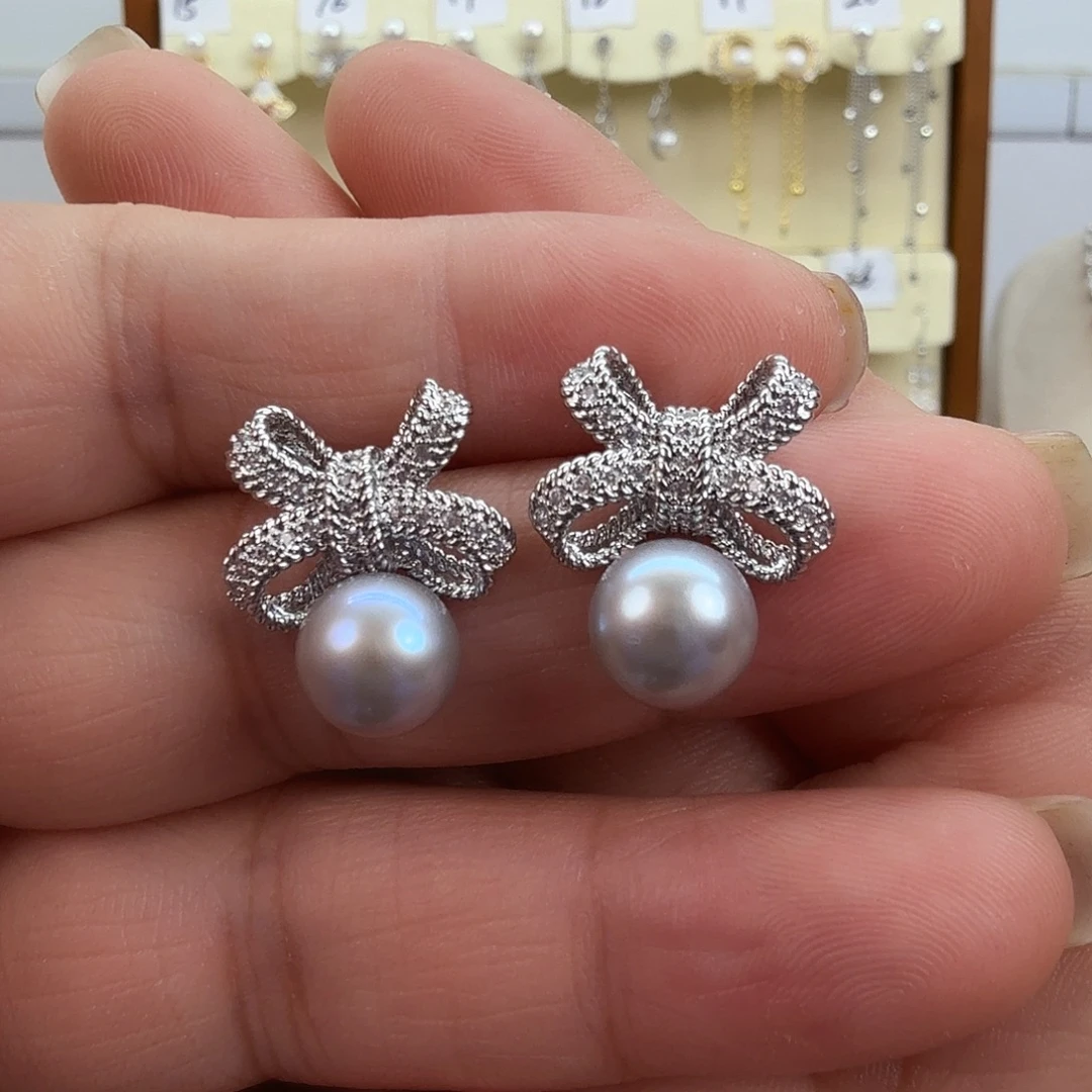 淡水珍珠耳饰未镶嵌