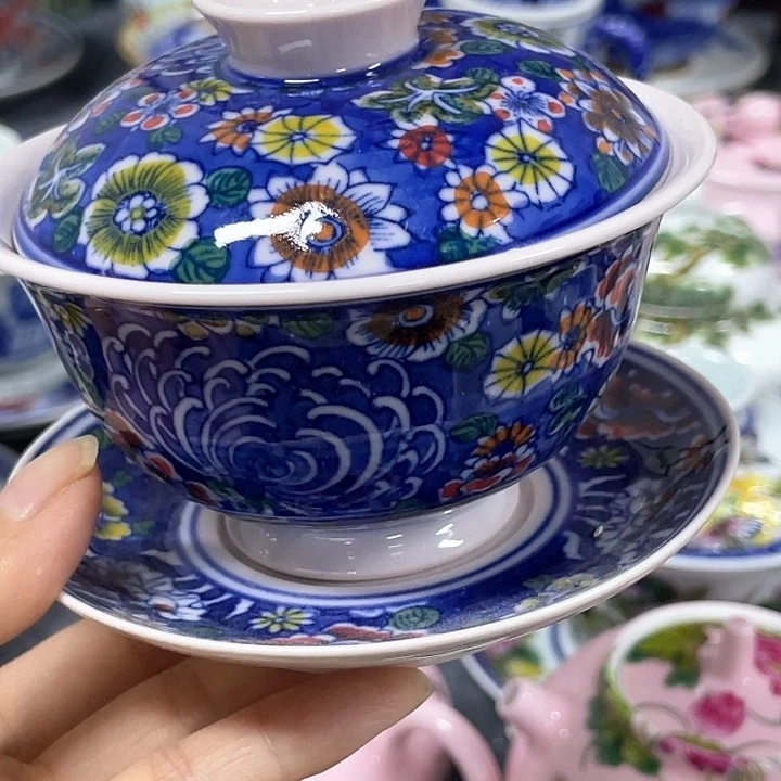 玩****摆件景德镇陶瓷、景德镇陶瓷博物，