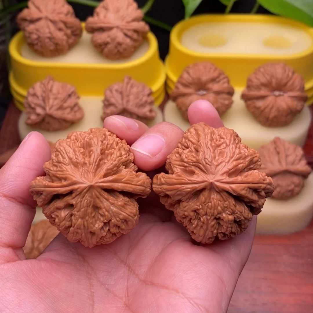 把件文玩核桃42“红皮”大球筋