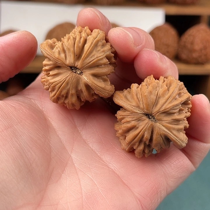 把件文玩核桃36尺平谷四座楼