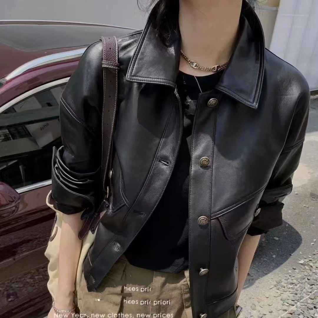 新款2025春款休闲设计感黑色短款外套标准不对称时髦小姨风皮衣