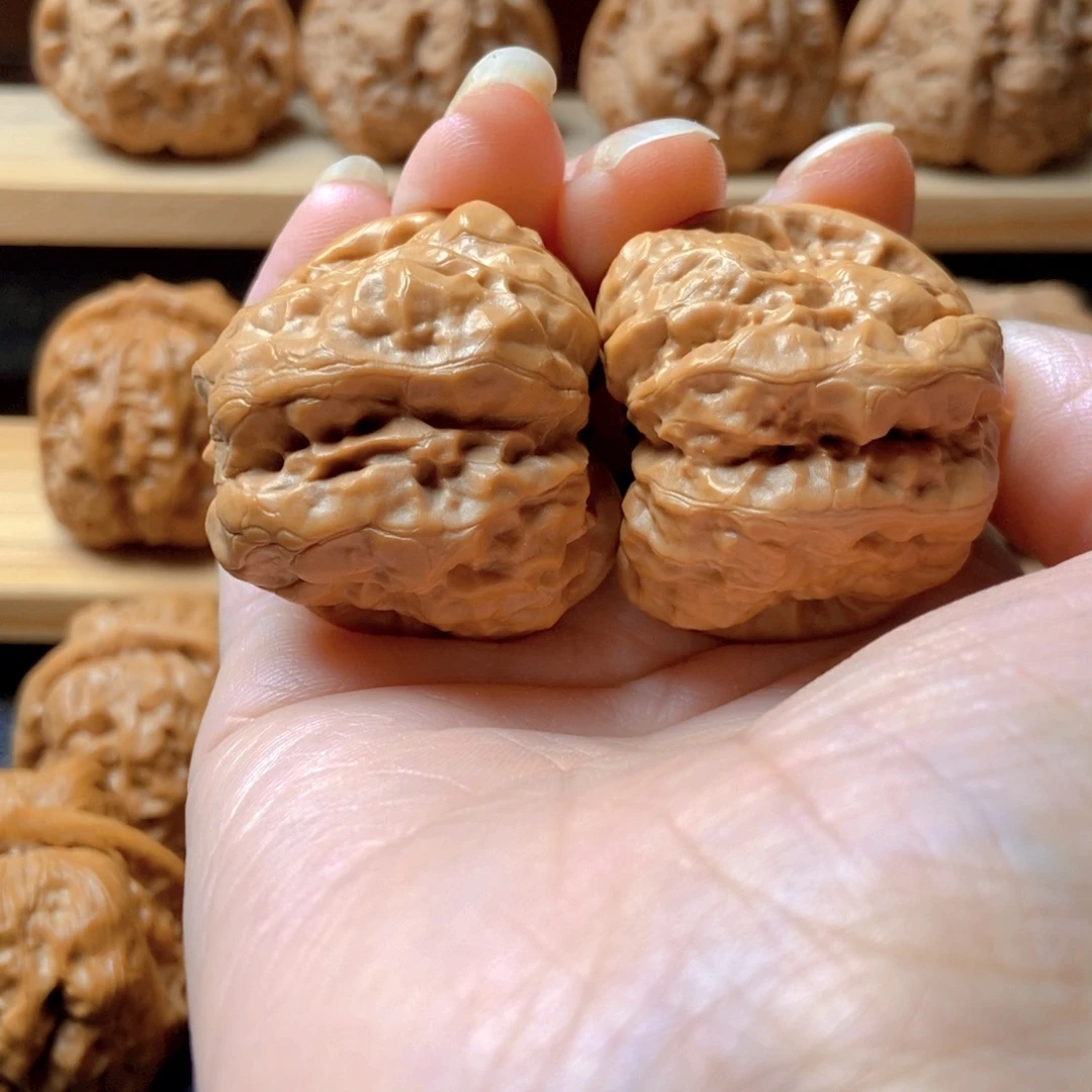 O***袋文玩核桃吊坠蛤蟆头