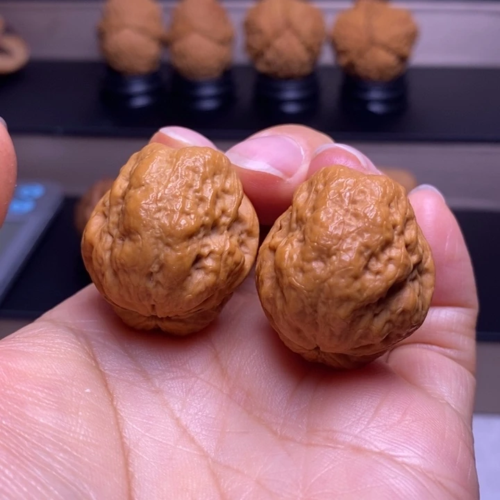 别****把件文玩核桃玉龙金蟾64