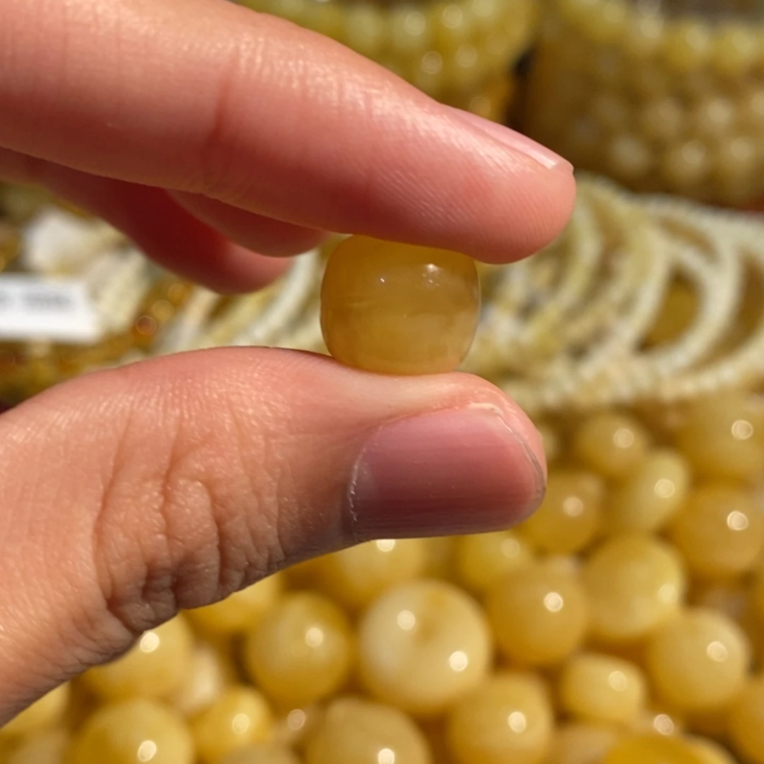 天然俄料原矿蜜蜡1