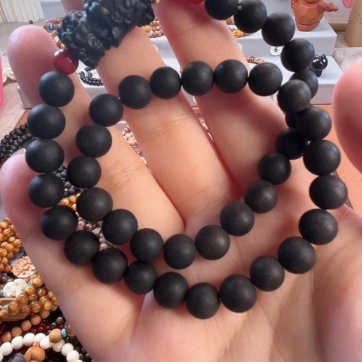 手串白玉菩提黑色