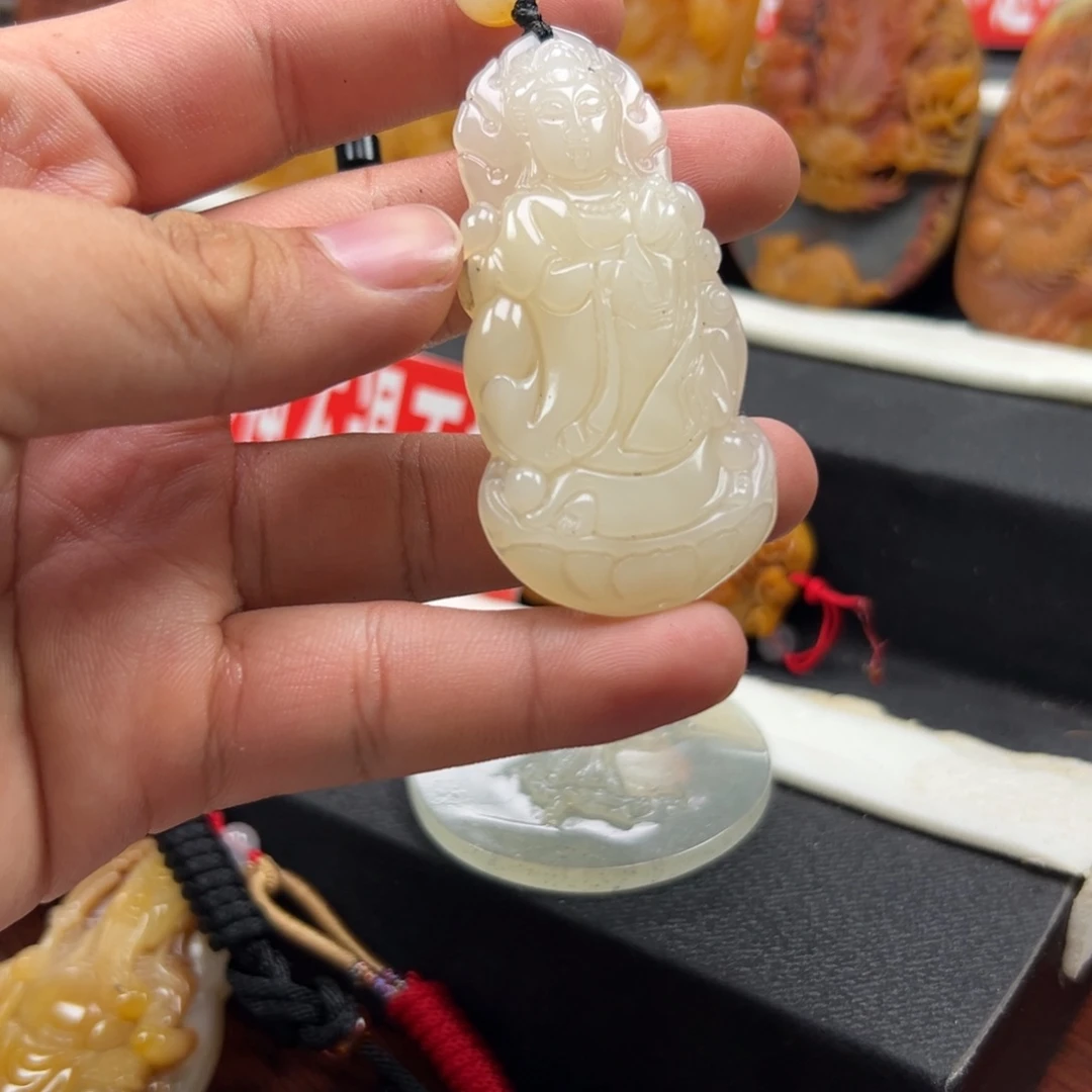 石英质玉（黄龙玉）未镶嵌多样性发货，发其一