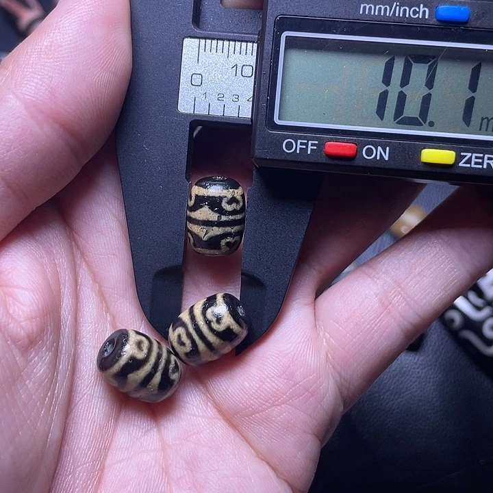 玛瑙/玉髓颈饰未镶嵌微瑕