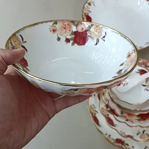 陕***妹金秋玫瑰手工拍金7.5英寸多功能碗一个