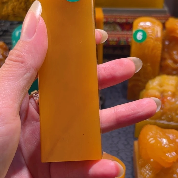 李***彤寿山石寿山石雕刻艺术