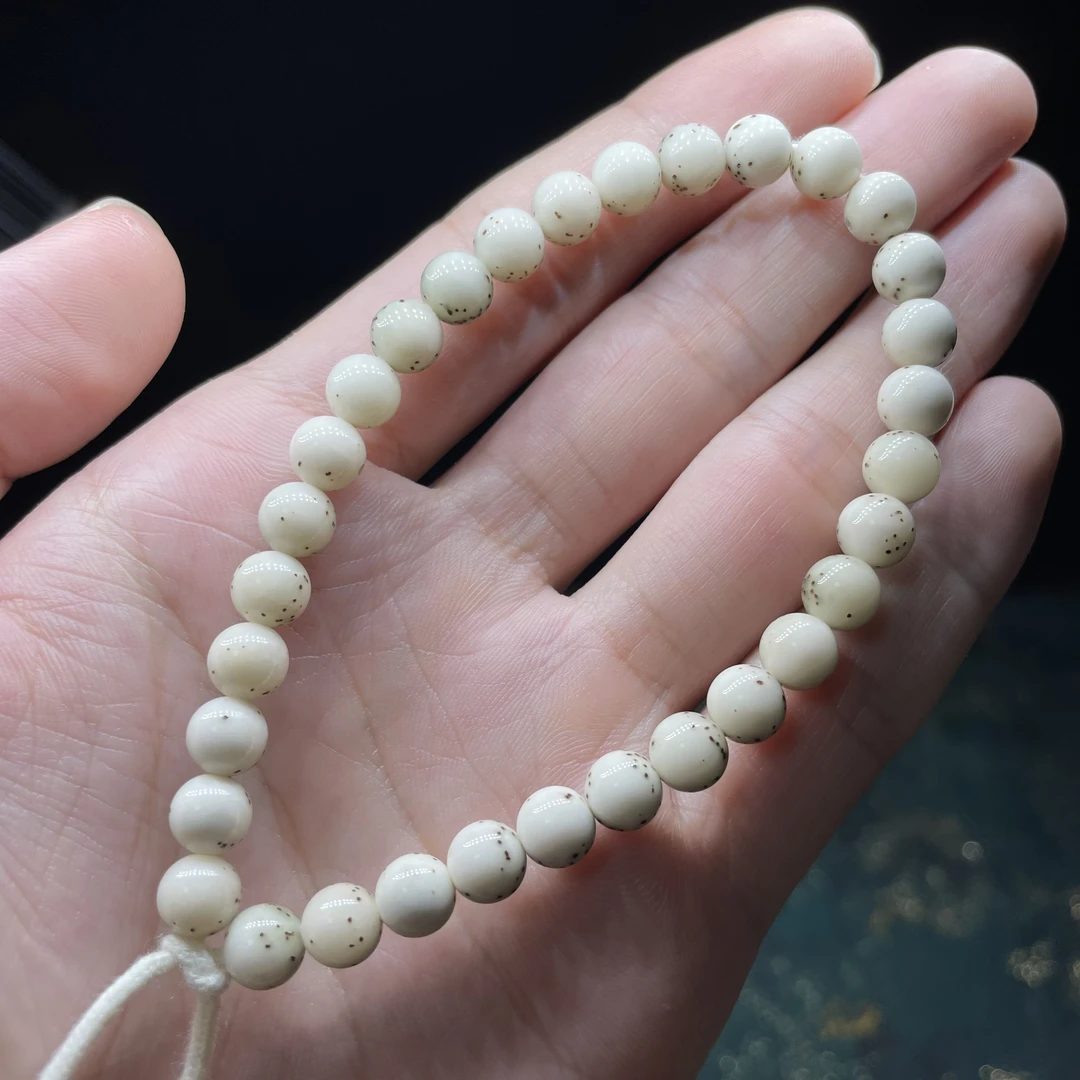 SS级 卡7极品全正月通体留白小细星手持